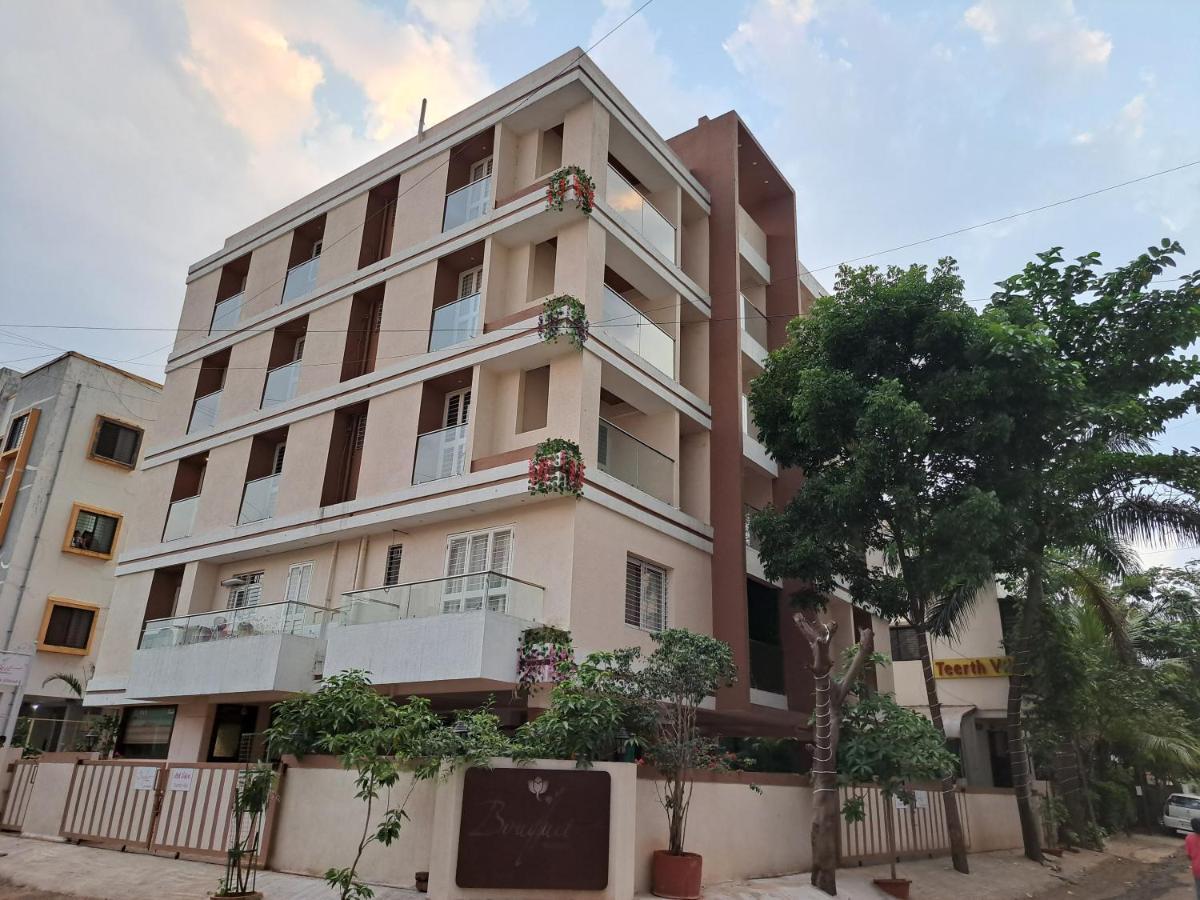 Bouquet Residency Otel Nashik Dış mekan fotoğraf