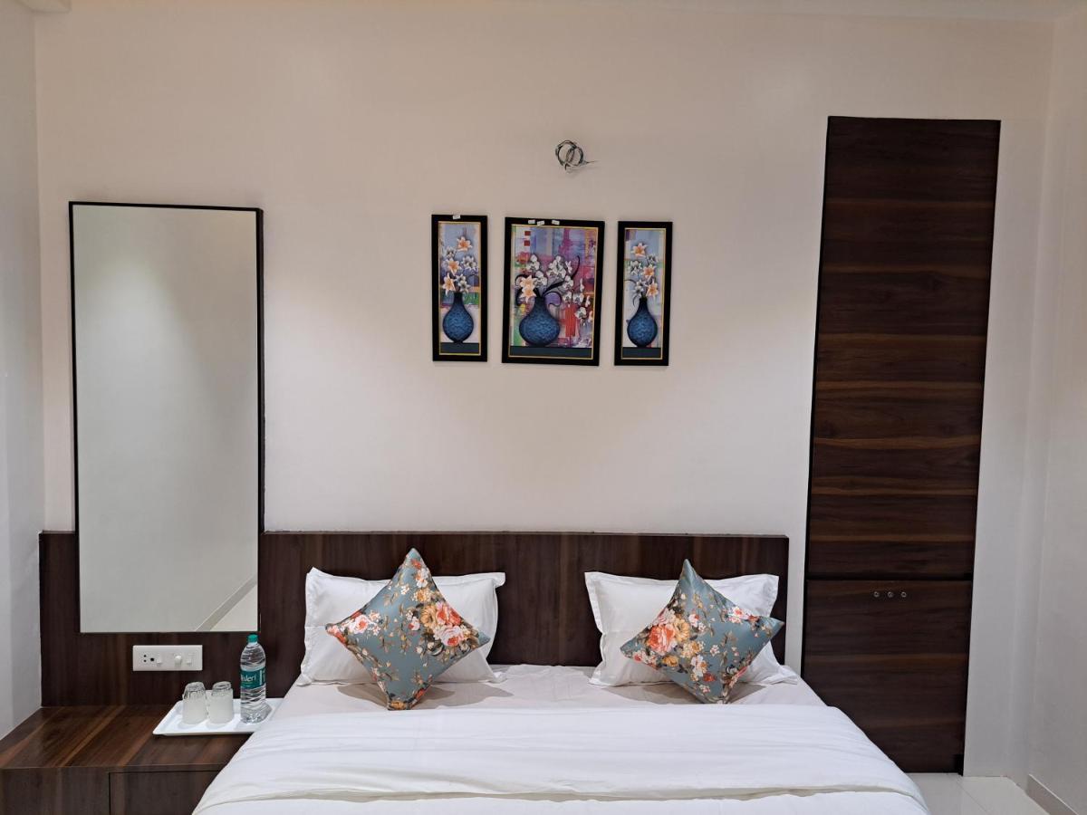 Bouquet Residency Otel Nashik Dış mekan fotoğraf