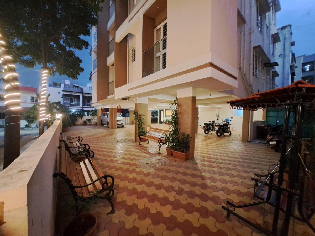 Bouquet Residency Otel Nashik Dış mekan fotoğraf