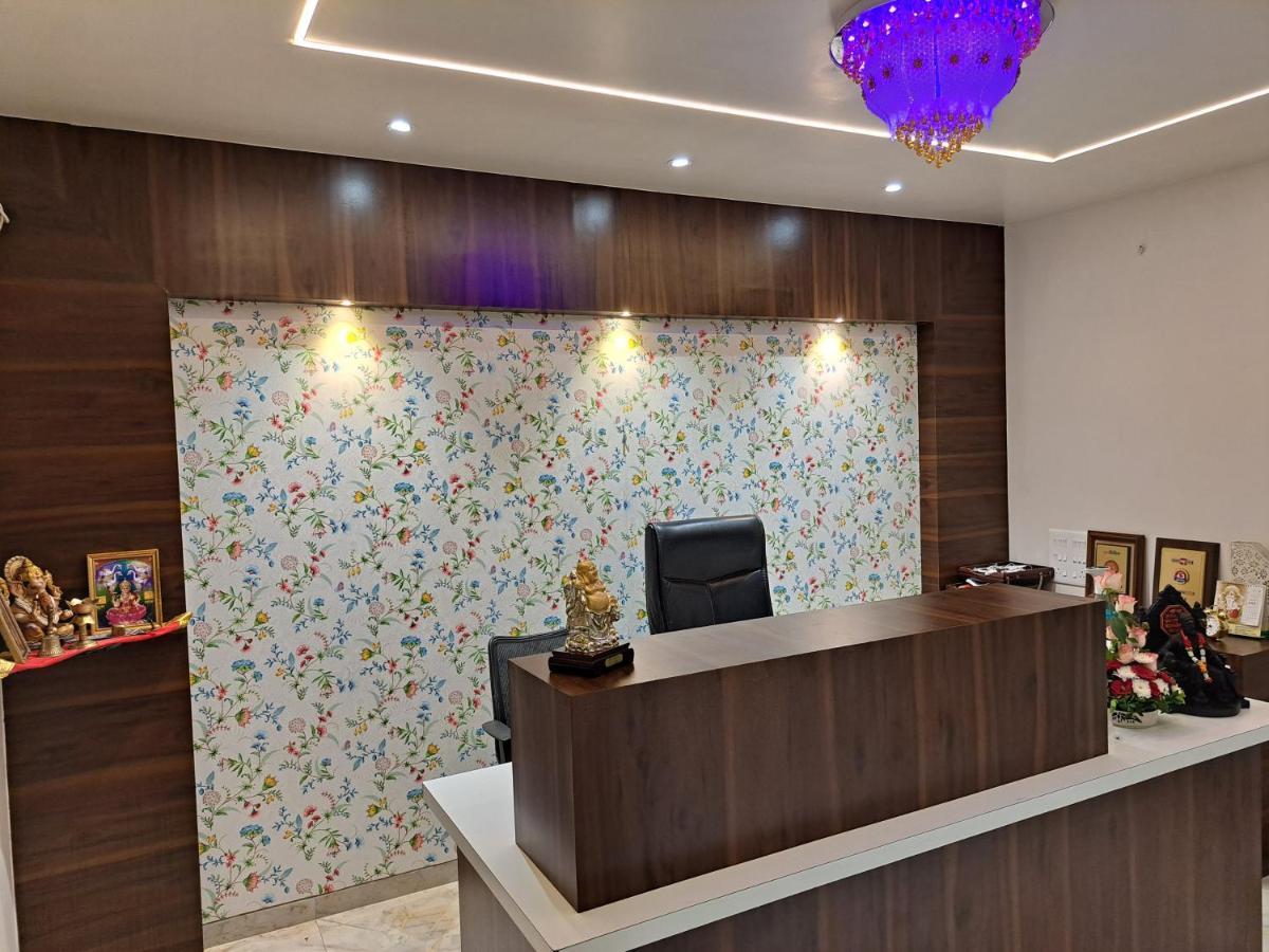 Bouquet Residency Otel Nashik Dış mekan fotoğraf